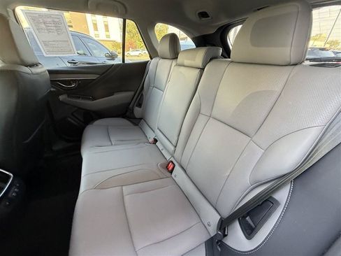 Used 2022 Subaru Outback Limited AWD/4WD image 27