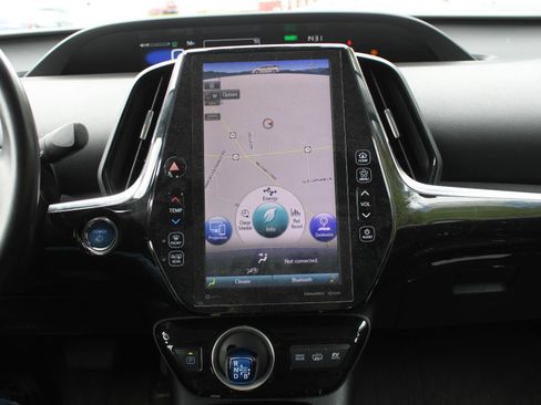 Used 2020 Toyota Prius Prime XLE FWD image 11