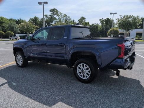 Certified 2024 Toyota Tacoma SR5 AWD/4WD image 6