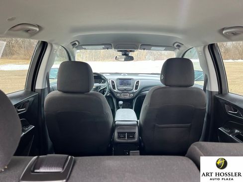 Used 2023 Chevrolet Equinox LT image 16