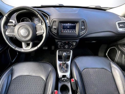 Certified 2019 Jeep Compass Latitude w/ Cold Weather Group image 13