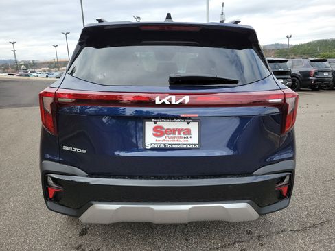 New 2026 Kia Seltos EX image 27