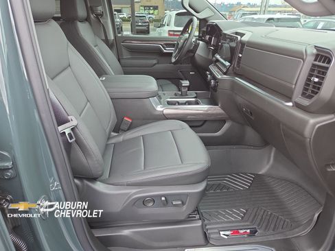 New 2026 Chevrolet Silverado 1500 LTZ w/ LTZ Premium Package AWD/4WD image 18