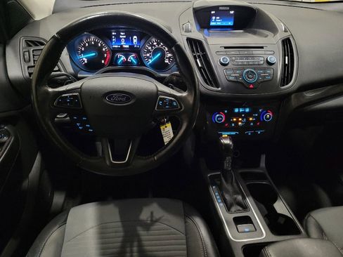 Used 2017 Ford Escape SE w/ SE Sport Appearance Package AWD/4WD image 22