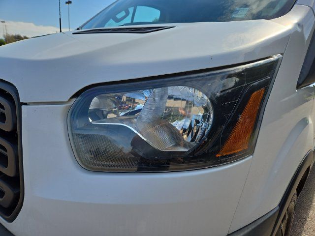 Used 2018 Ford Transit 150 130 Low Roof RWD image 7