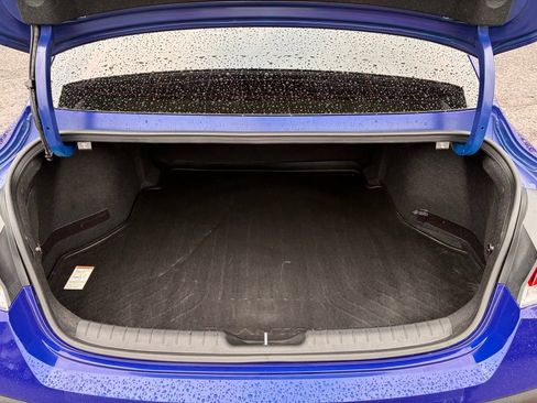Used 2024 Hyundai Elantra SEL FWD image 12