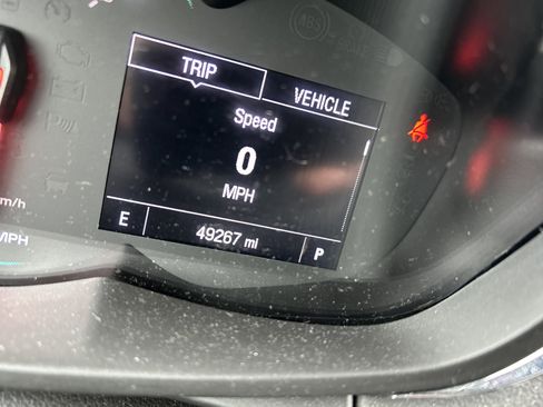 Used 2019 Chevrolet Trax LT w/ LT Convenience Package image 25