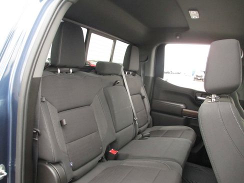 Used 2021 Chevrolet Silverado 1500 LT Trail Boss w/ Convenience Package II image 23