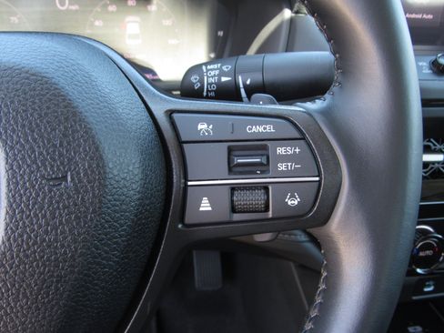Used 2025 Honda Accord EX-L image 25
