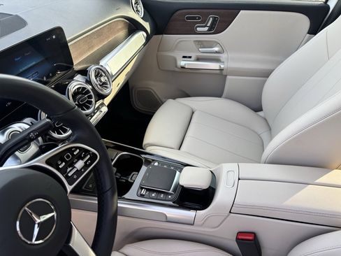 Certified 2023 Mercedes-Benz GLB 250 image 17