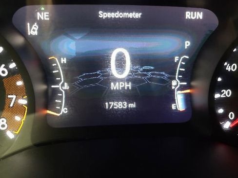 Used 2023 Jeep Compass Latitude AWD/4WD image 29