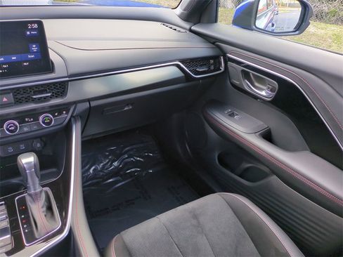 Certified 2025 Acura ADX A-Spec image 17