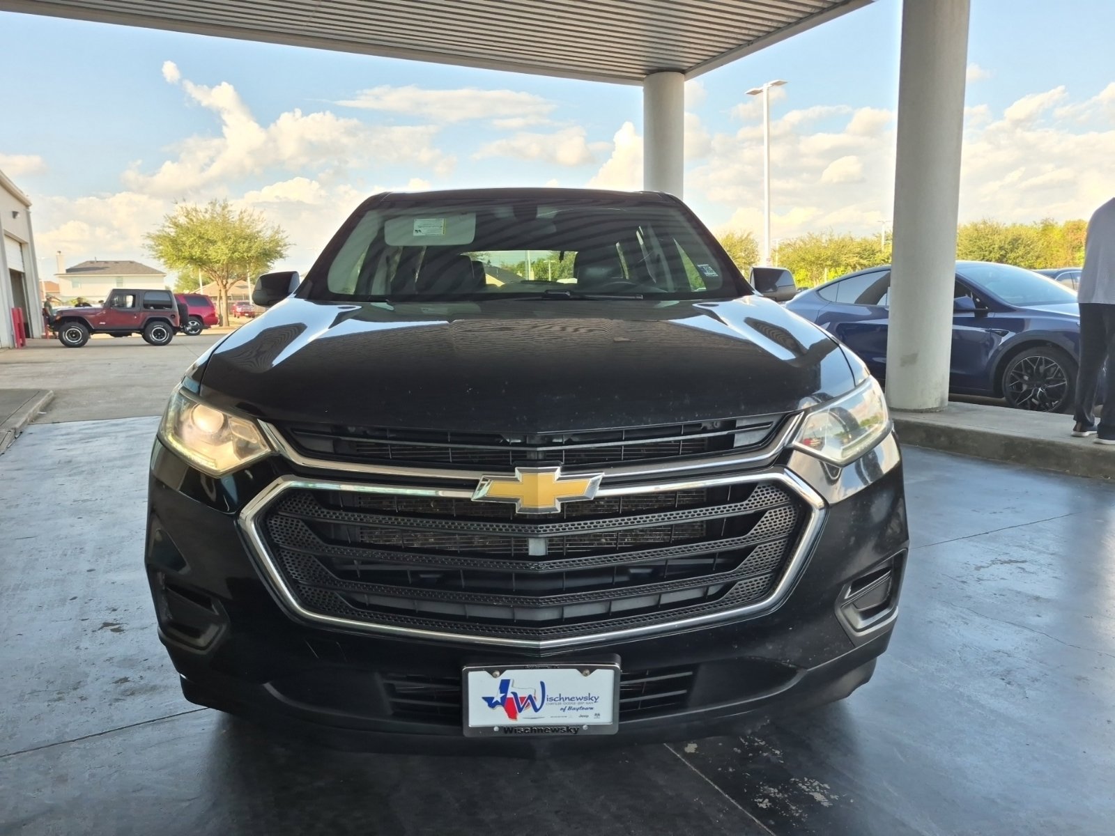 Used 2021 Chevrolet Traverse LS FWD image 3