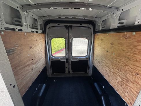 Used 2021 Ford Transit 250 148 High Roof RWD image 26