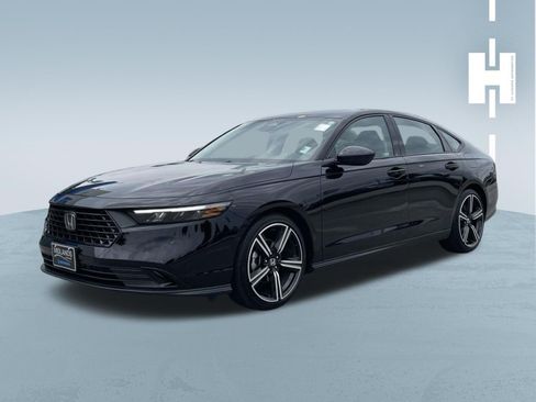 Used 2026 Honda Accord SE image 3