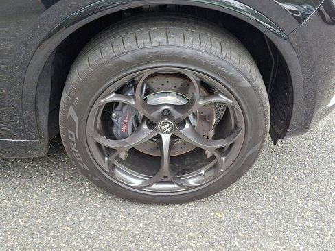 Used 2024 Alfa Romeo Stelvio Quadrifoglio w/ Active Assist Plus Package image 8