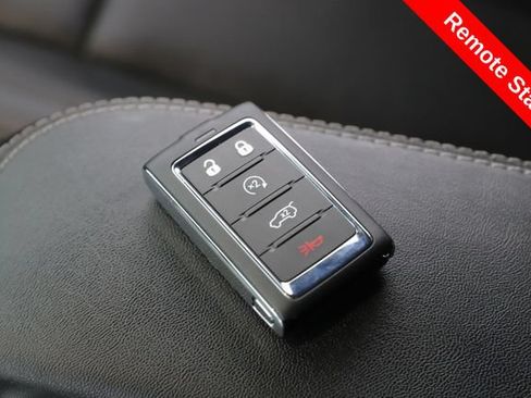 Used 2024 Jeep Wagoneer L Series II w/ Flexible Seating Group AWD/4WD image 3