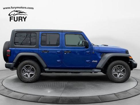 Used 2018 Jeep Wrangler Unlimited Sport S AWD/4WD image 2