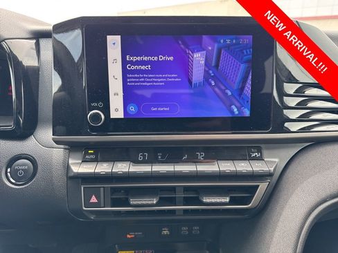 Used 2025 Toyota Camry LE FWD image 9