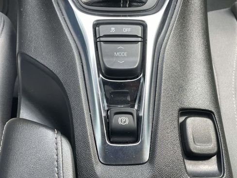 Used 2023 Chevrolet Camaro LT image 29