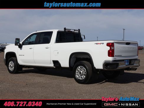 Used 2025 Chevrolet Silverado 2500 LT w/ Convenience Package image 44