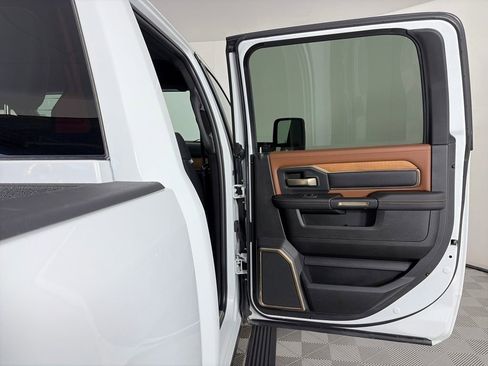Used 2024 RAM 2500 Limited w/ Safety Group image 29