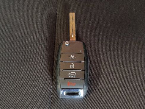 Used 2019 Kia Soul image 32