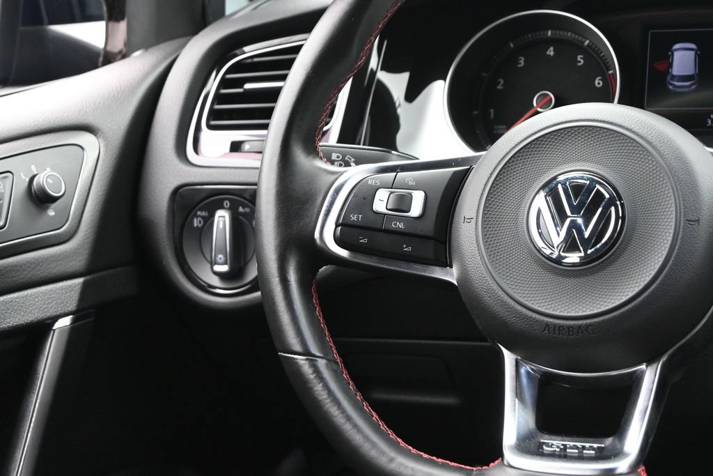 Used 2018 Volkswagen GTI S FWD image 19