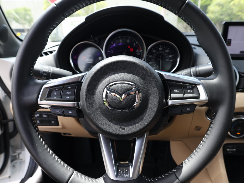 Certified 2025 MAZDA MX-5 Miata RF Grand Touring w/ Weather Package RWD image 24