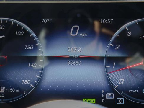 Used 2021 Mercedes-Benz GLE 450 4MATIC image 21