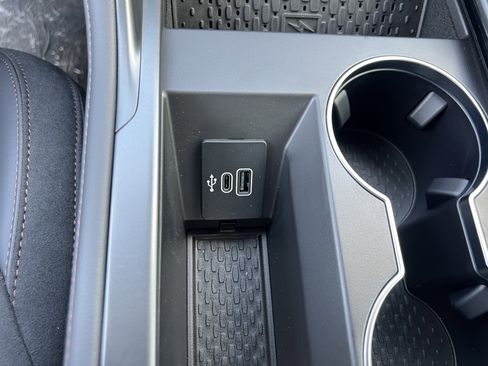 New 2025 Lincoln Nautilus Reserve w/ Jet Appearance Package image 23