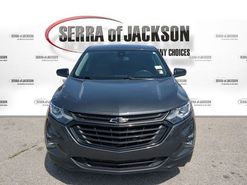 Used 2021 Chevrolet Equinox LT image 3