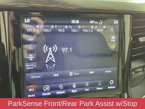 Used 2020 RAM 1500 Laramie AWD/4WD image 21