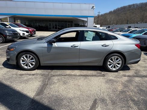 Used 2023 Chevrolet Malibu LT image 3