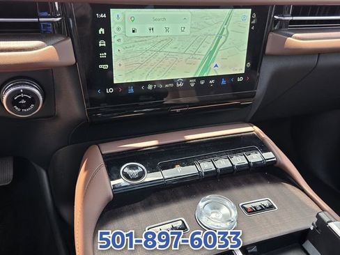 Certified 2025 Lincoln Navigator Reserve AWD/4WD image 19