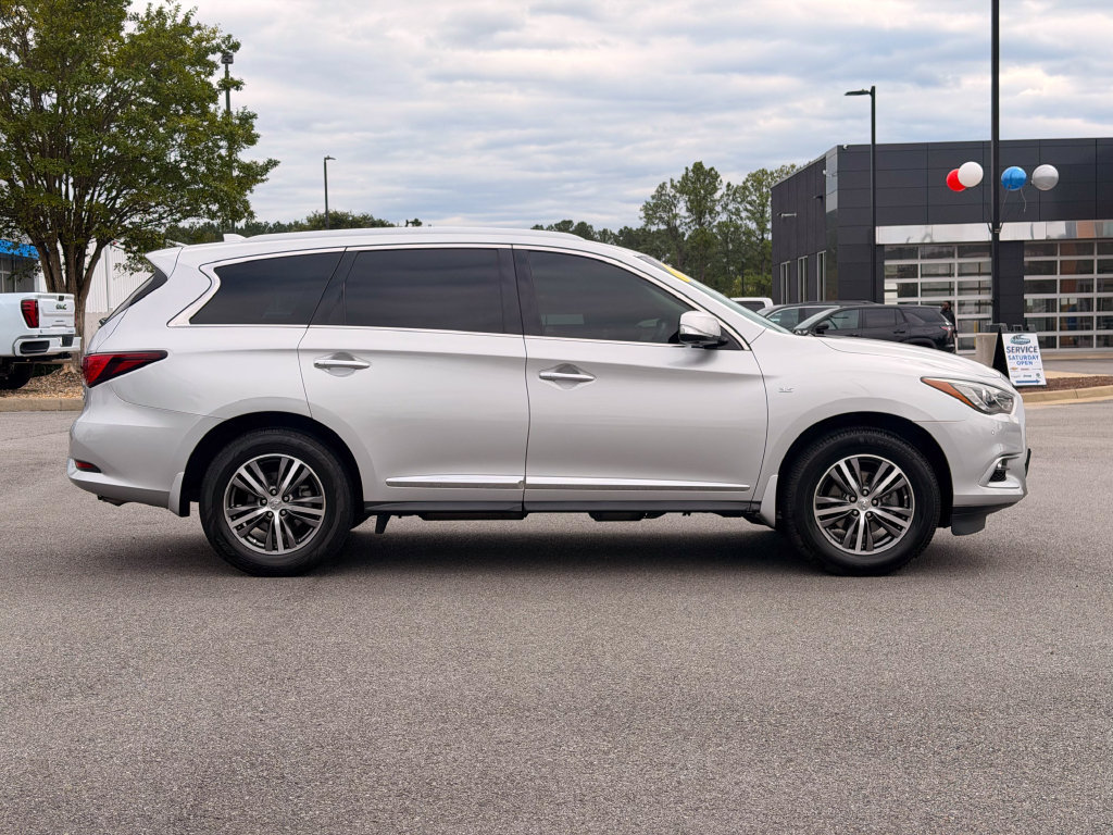 Used 2016 INFINITI QX60 Luxe w/ Premium Plus Package AWD/4WD image 8