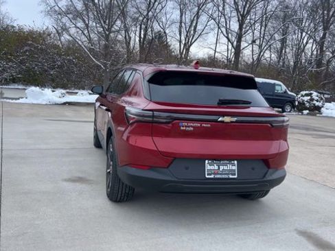 New 2026 Chevrolet Equinox EV LT image 7