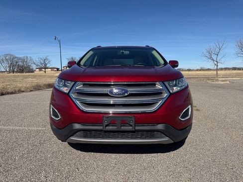 Used 2017 Ford Edge SEL w/ Equipment Group 201A image 2