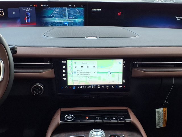 New 2026 Lincoln Navigator Reserve AWD/4WD image 11