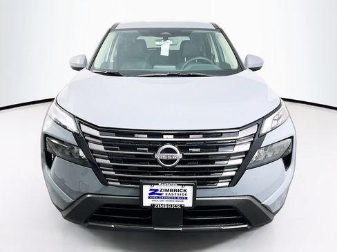 New 2026 Nissan Rogue SV w/ Cold Weather Package AWD/4WD image 2