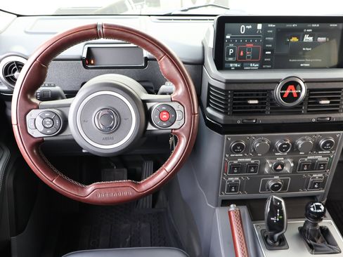 Used 2024 INEOS Grenadier Fieldmaster Edition image 18