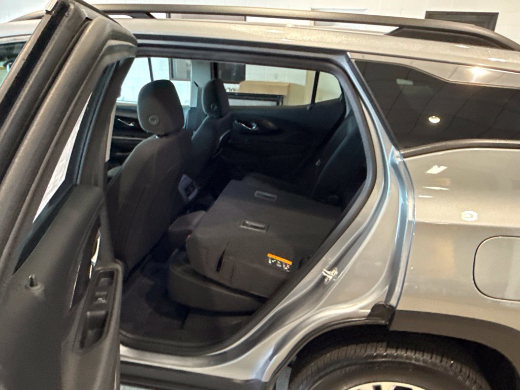 Used 2024 GMC Terrain SLE w/ Driver Convenience Package AWD/4WD image 22