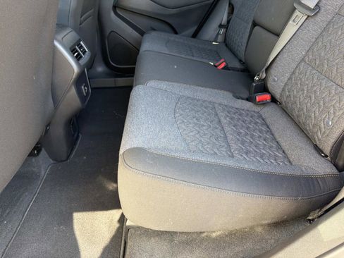 Used 2024 Chevrolet Equinox LT image 13