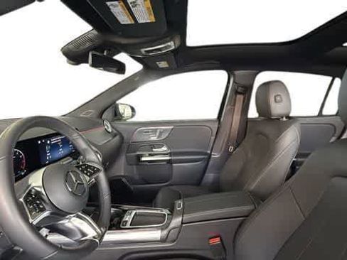 Used 2026 Mercedes-Benz GLA 250 4MATIC image 4