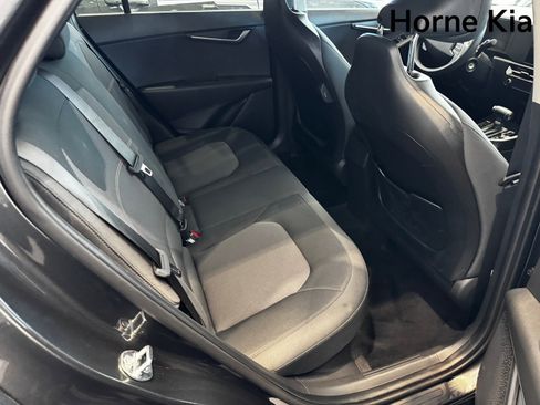 New 2025 Kia Niro LX image 14