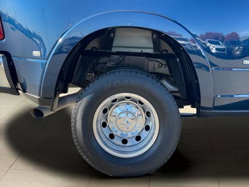 Used 2022 RAM 3500 Limited image 47