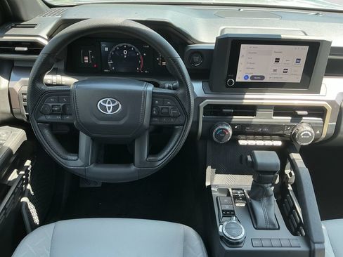 Used 2026 Toyota Tacoma SR5 AWD/4WD image 16