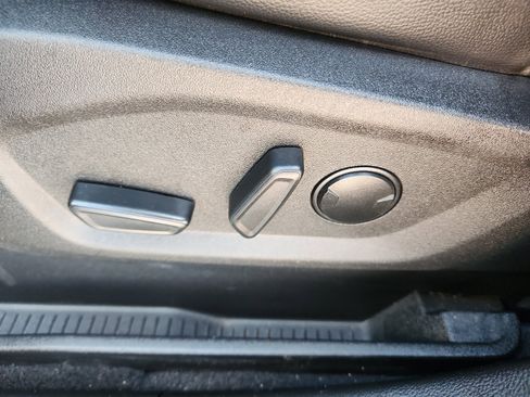 Used 2023 Ford Edge ST-Line w/ Class II Trailer Tow Package image 12