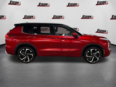 Used 2023 Mitsubishi Outlander SEL image 4
