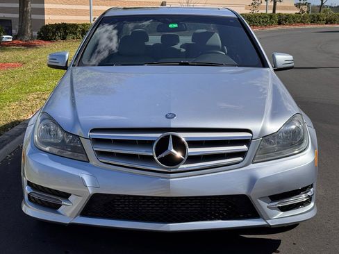 Used 2013 Mercedes-Benz C 250 Sport image 5